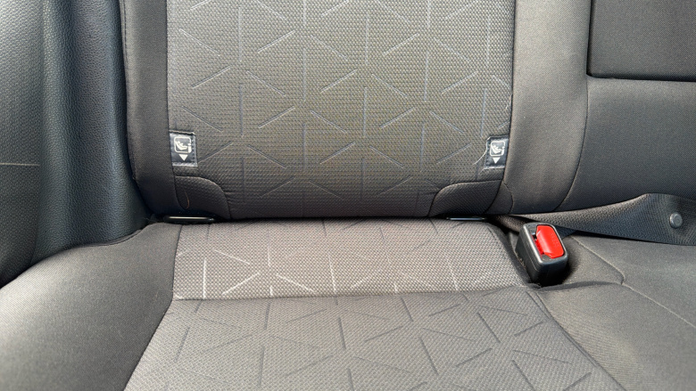 Toyota RAV4 2.5 VVT-i Hybrid Design 5dr CVT 2WD Hybrid Estate
